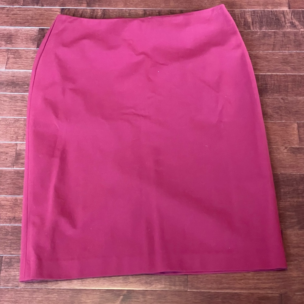 Dark red pencil skirt, size 4